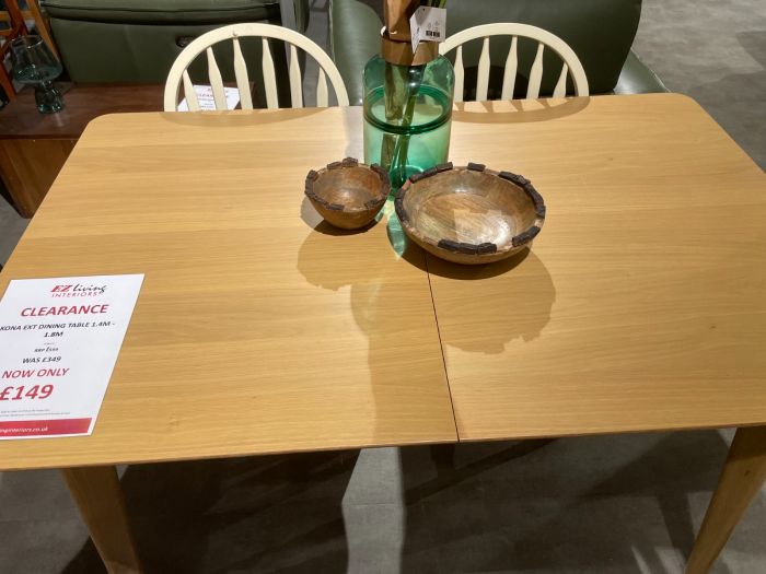 Kona Natural Light Oak Wooden 1.4m Extending Rectangular Dining Table