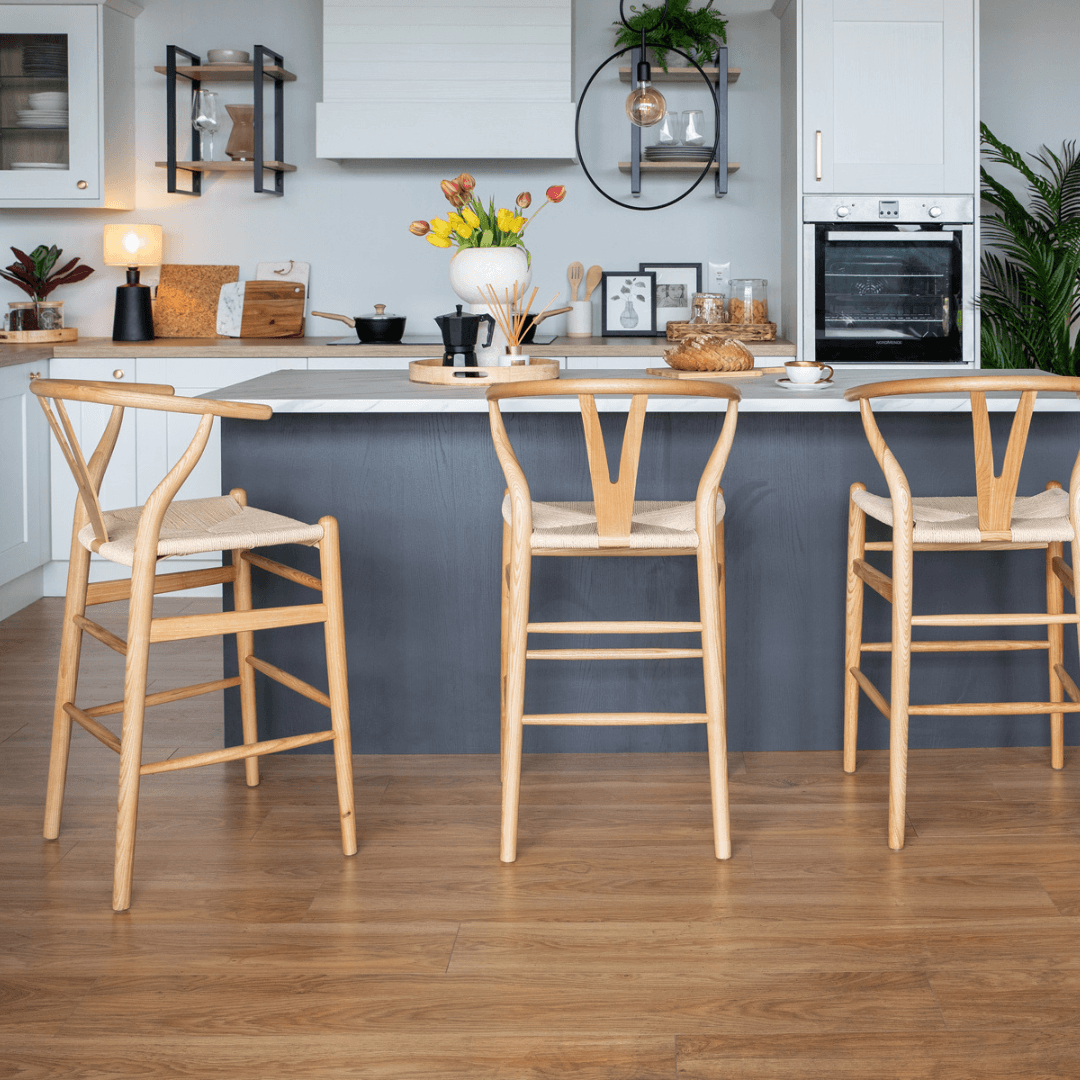 High Stools for Your Kitchen Island